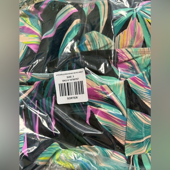 Torrid Wireless Mesh High Neck One Piece Swimsuit Pretty Summer Leaves Black NEW - Picture 7 of 7